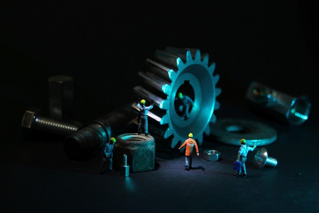 mechanical engineering, gear, miniature figures, locksmith, handyman, thw, screws, metal, thread, transmission, technology, industry, close up, nuts, metal technology, mechanics, machine, repair, maintenance, work, workwear, protective clothing, security, drive shaft, rusty, old, miniature figure, model train figure, toy, miniature, art, creative, small, little man, figurines, tiny, model construction figure, humorous, fun, h0, 1 87, mechanical engineering, maintenance, maintenance, maintenance, maintenance, maintenance